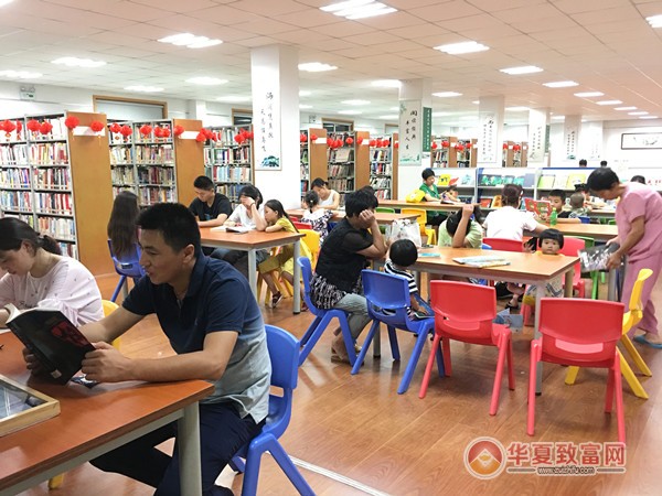 阅读班加盟
